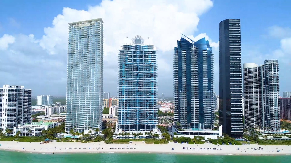 Jade Beach vs Jade Ocean vs Jade Signature | Which Condo is Right for You?